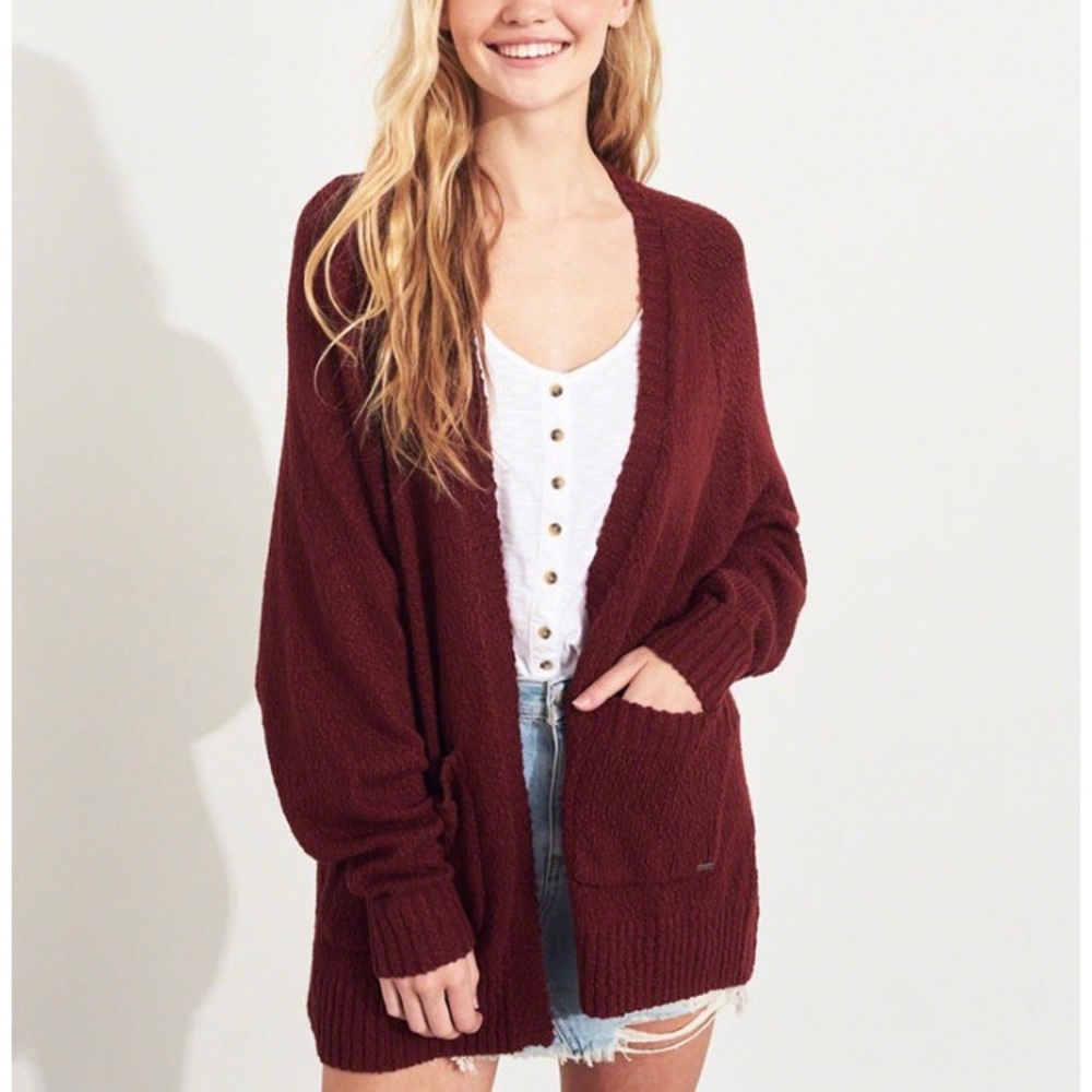 hollister maroon cardigan